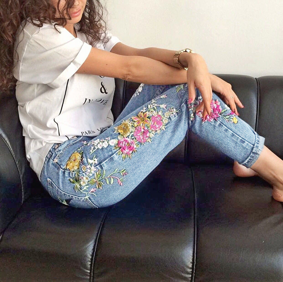 Bird Floral Front Rear Embroidered High Waist Straight Worn Jeans