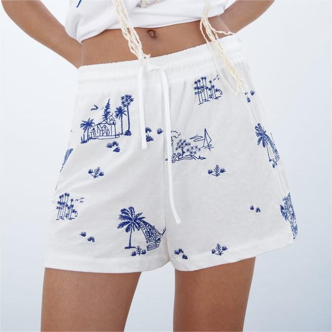 Casual Lace up Embroidered Shorts