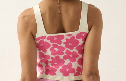 Sexy Flower Knitted Cropped Top