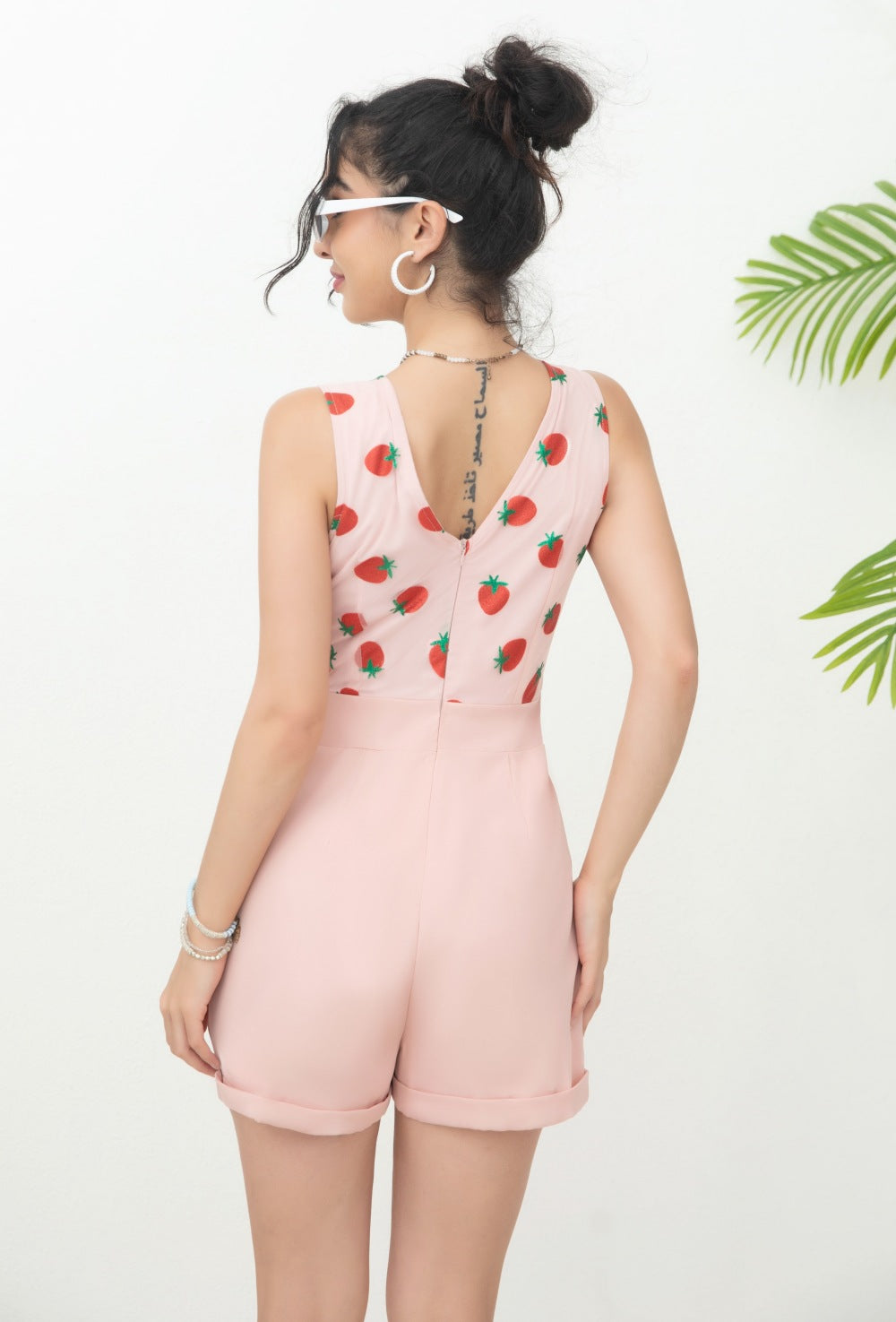 Cute V-neck Strawberry Mesh Stitching Romper