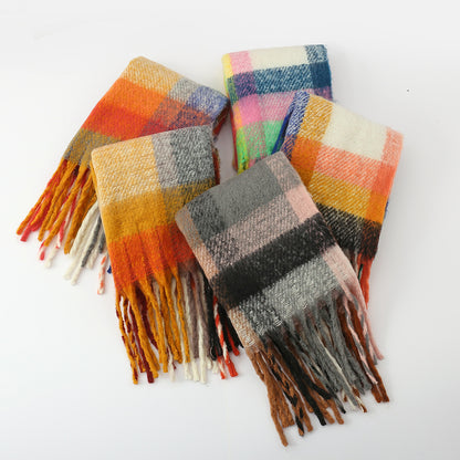 Yarn Tassel Plaid Scarf