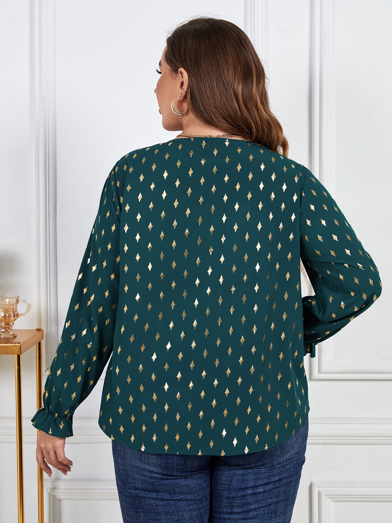 Plus Size V-neck Printed Long-Sleeved Top