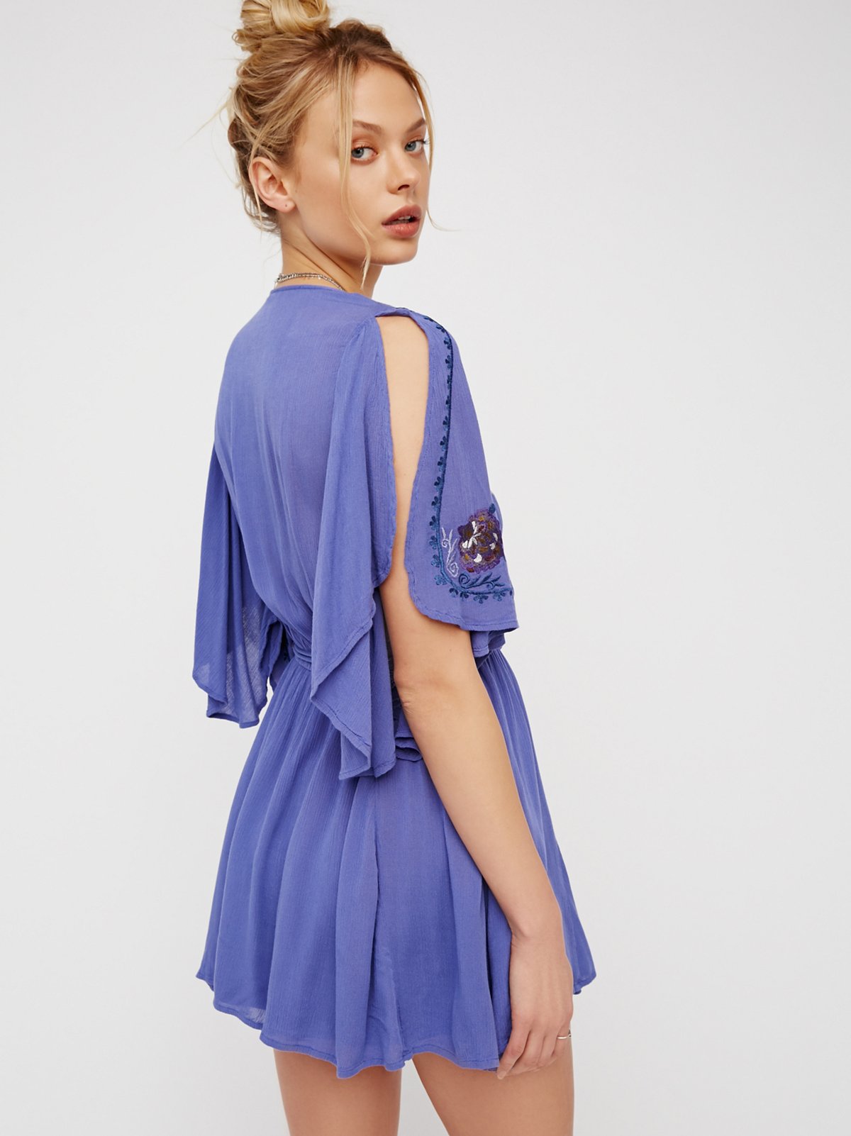 Elegant Seaside Sexy Embroidered Dress - tamrashopsocial