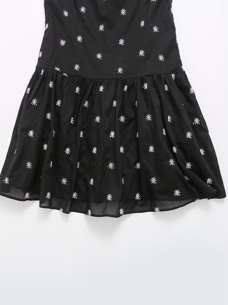Daisy Pattern Mini Dress - Tamra.Shop.Social